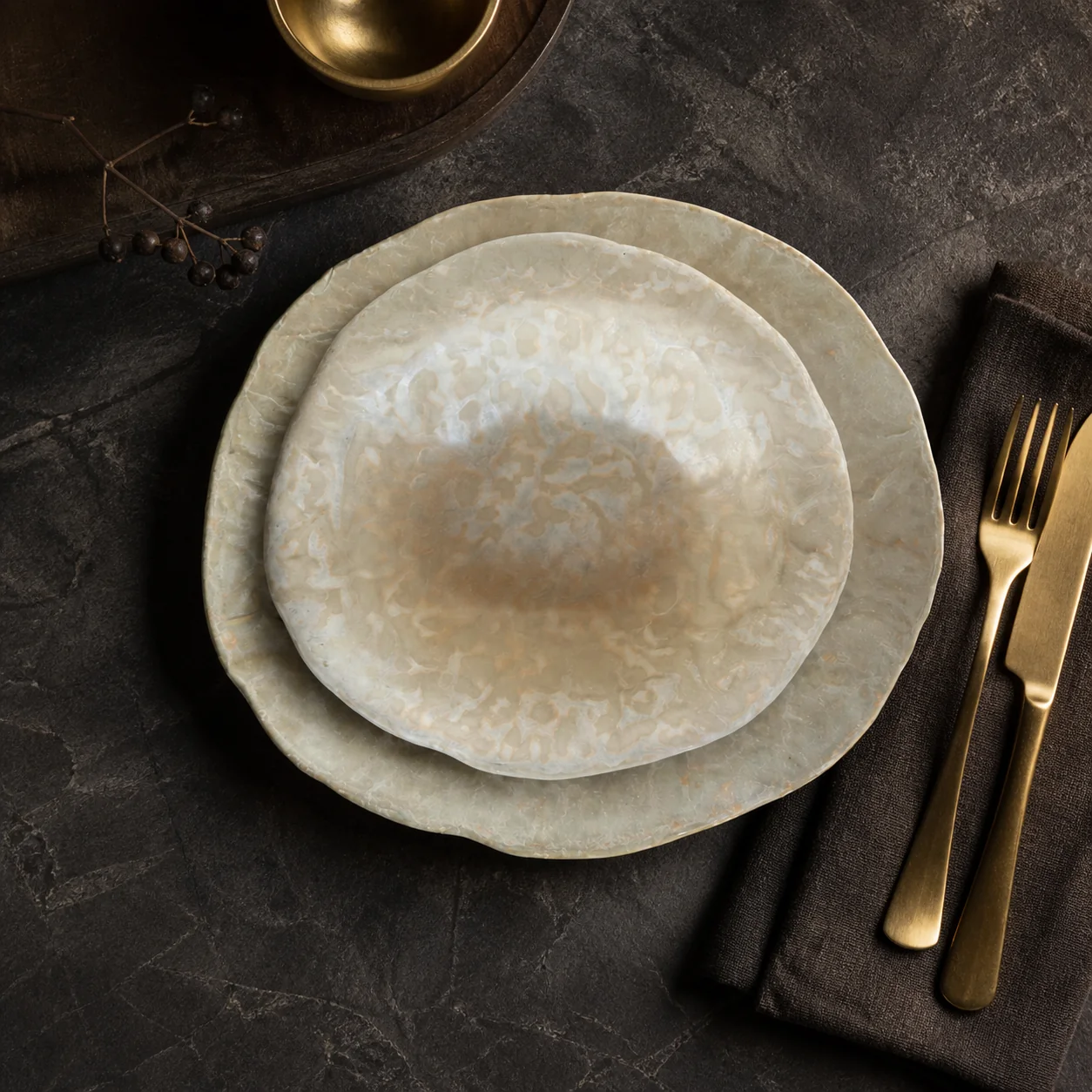 Cream and gold marble-effect presentation plates - full collection overview